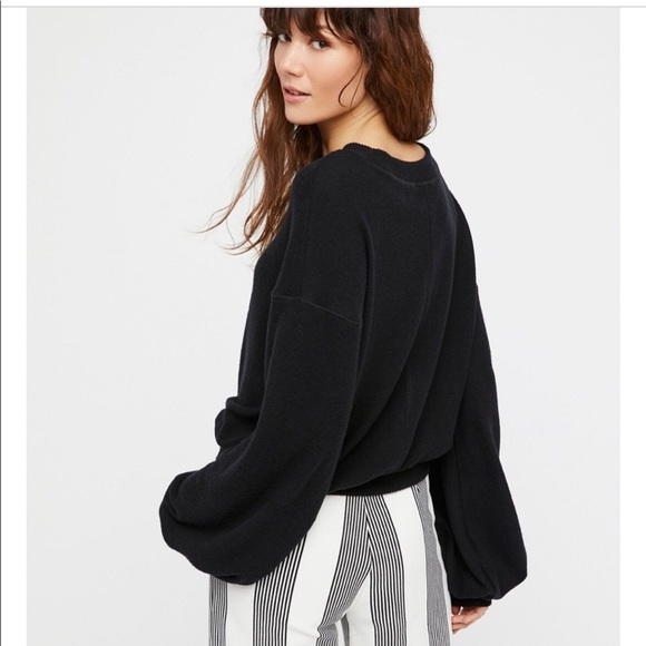 Free People TGIF pullover - Picture 2 of 4